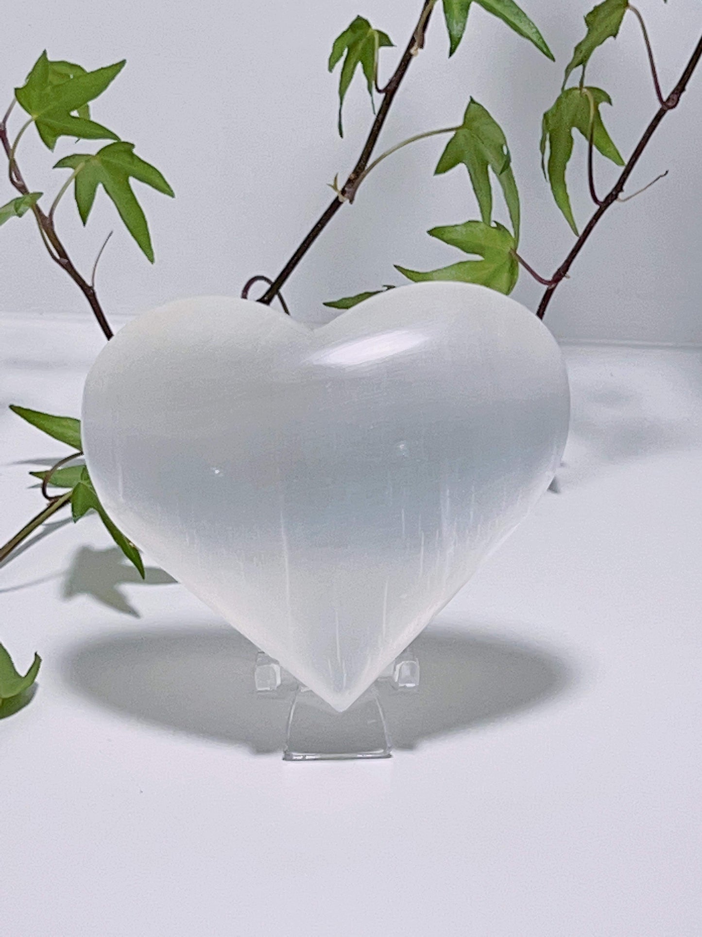 Selenite Heart 210G